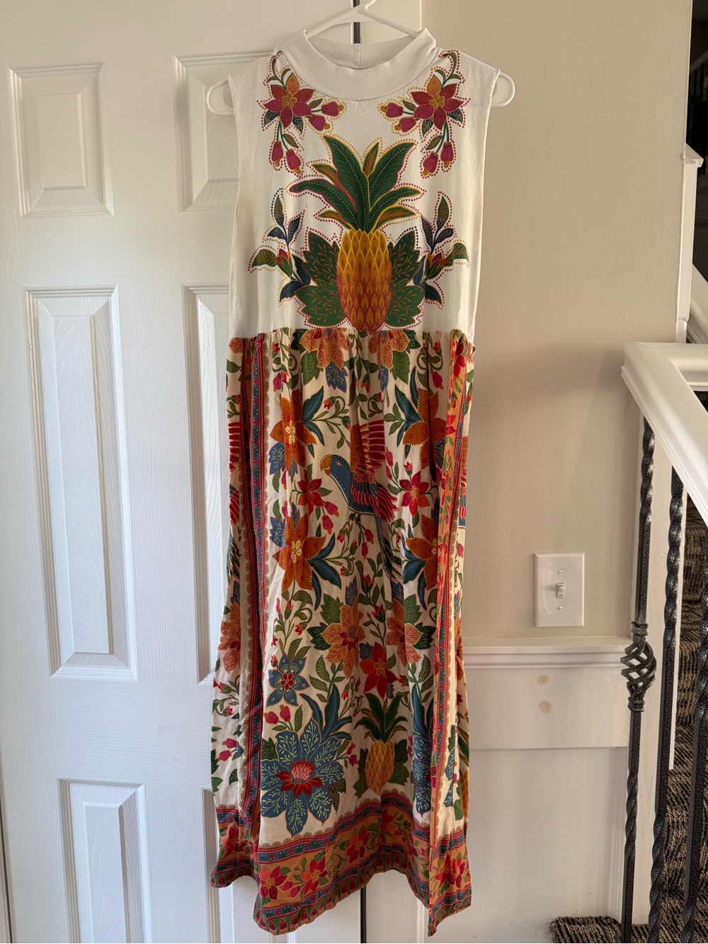 Farm Rio maxi dress pineapple & tropical floral print Size Medium EC1